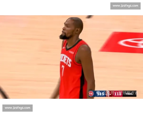 新赛季首驱逐!杜伦肘击阿门头部遭二级恶犯 新赛季首驱逐!杜伦肘击阿门头部遭二级恶犯