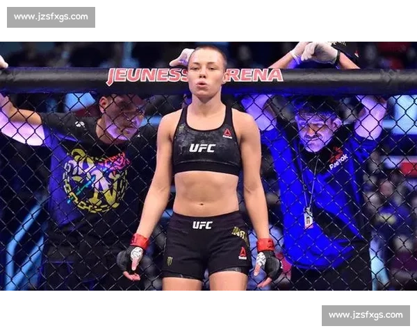 UFC巅峰对决回顾：凯恩与小菊的力量与技巧碰撞全解析